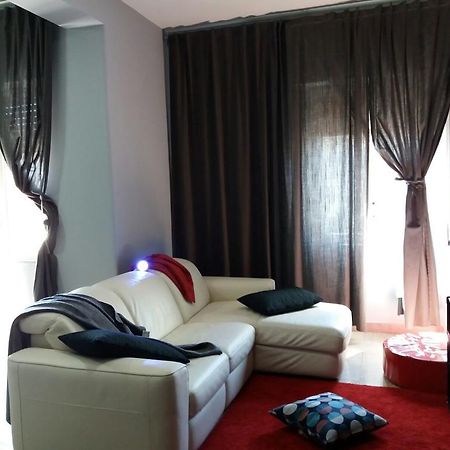 B&B Italia Napoli Exterior photo